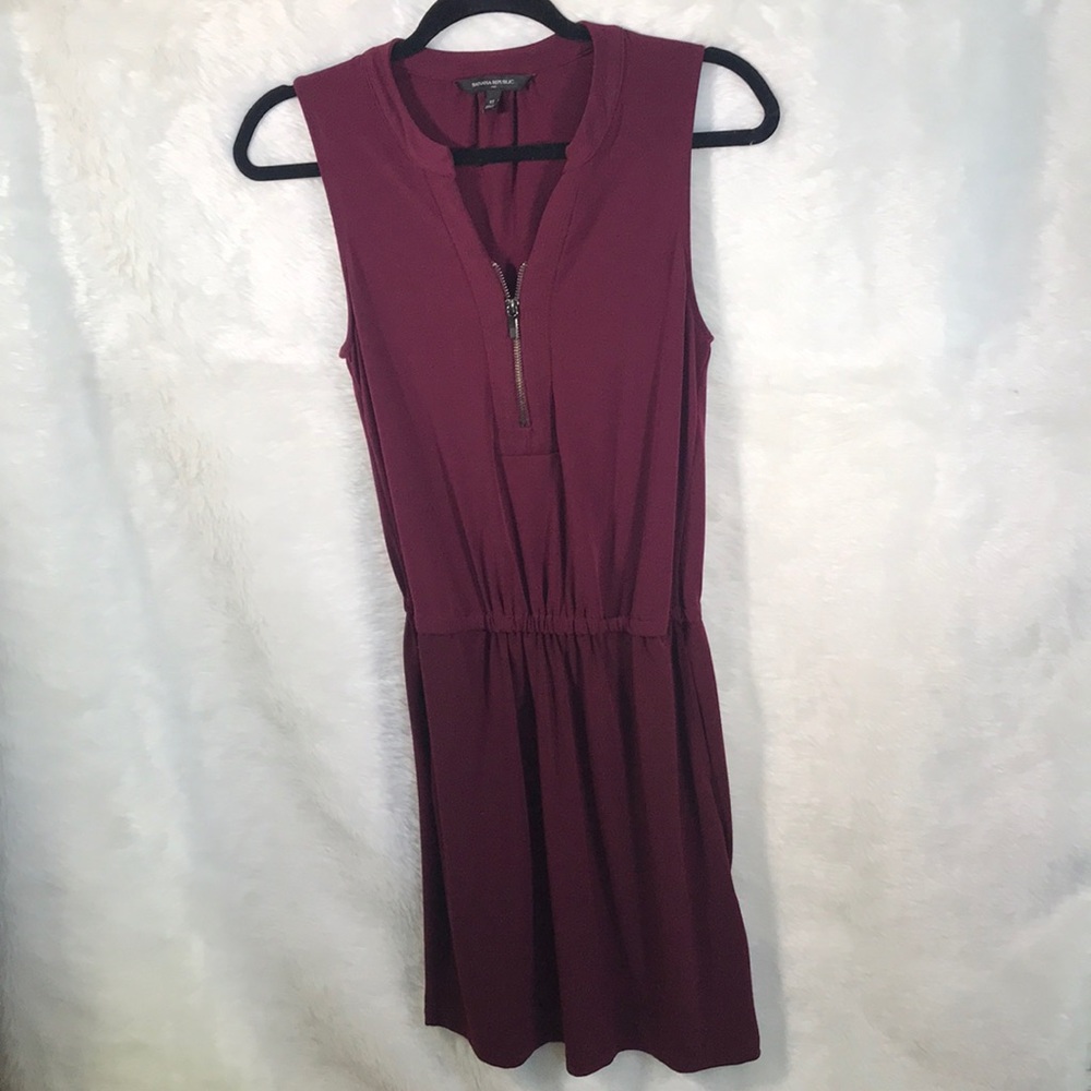 Banana Republic Maroon drinking zipper dress